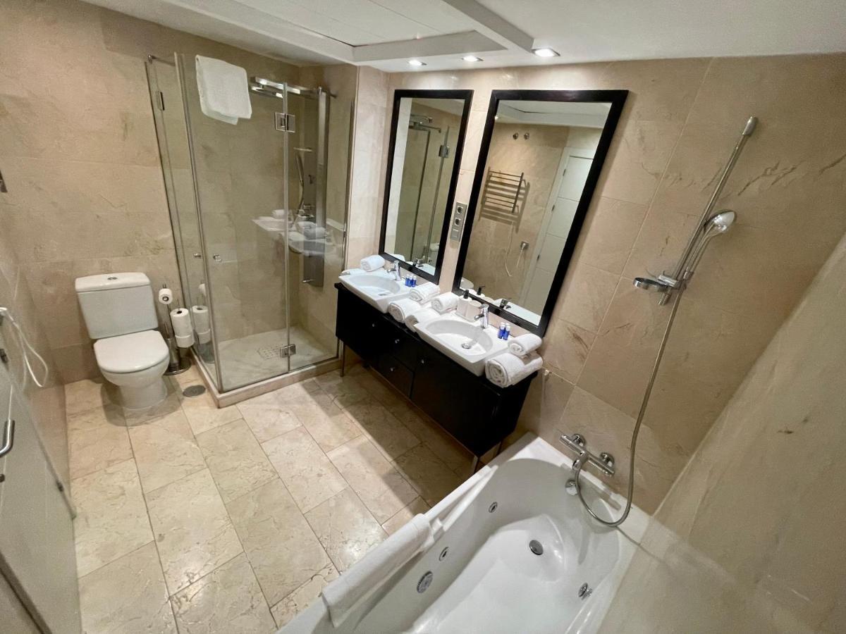 Apartamento Vista Mar กาซาเรส ภายนอก รูปภาพ